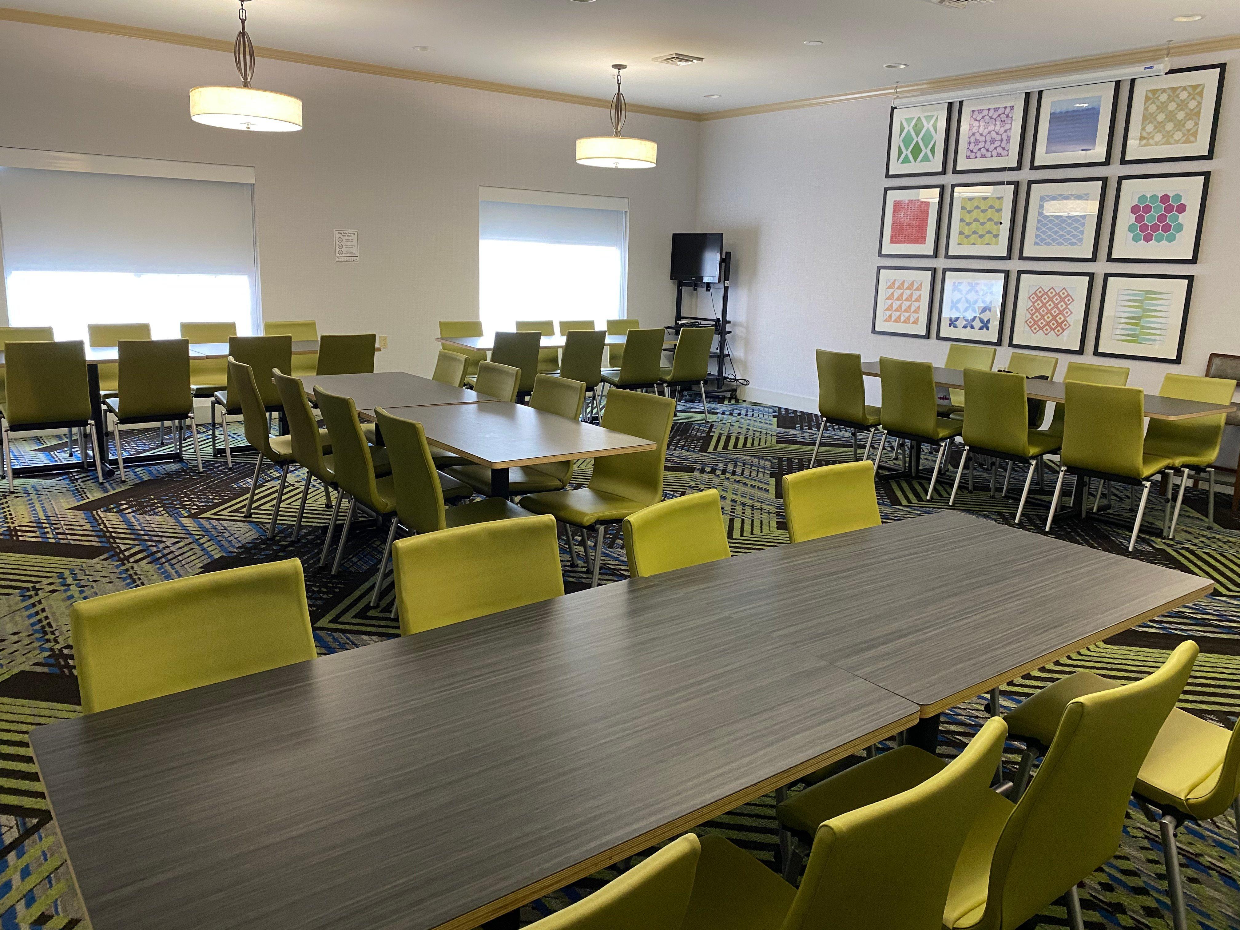 Holiday Inn Express & Suites Indianapolis North - Carmel By Ihg エクステリア 写真