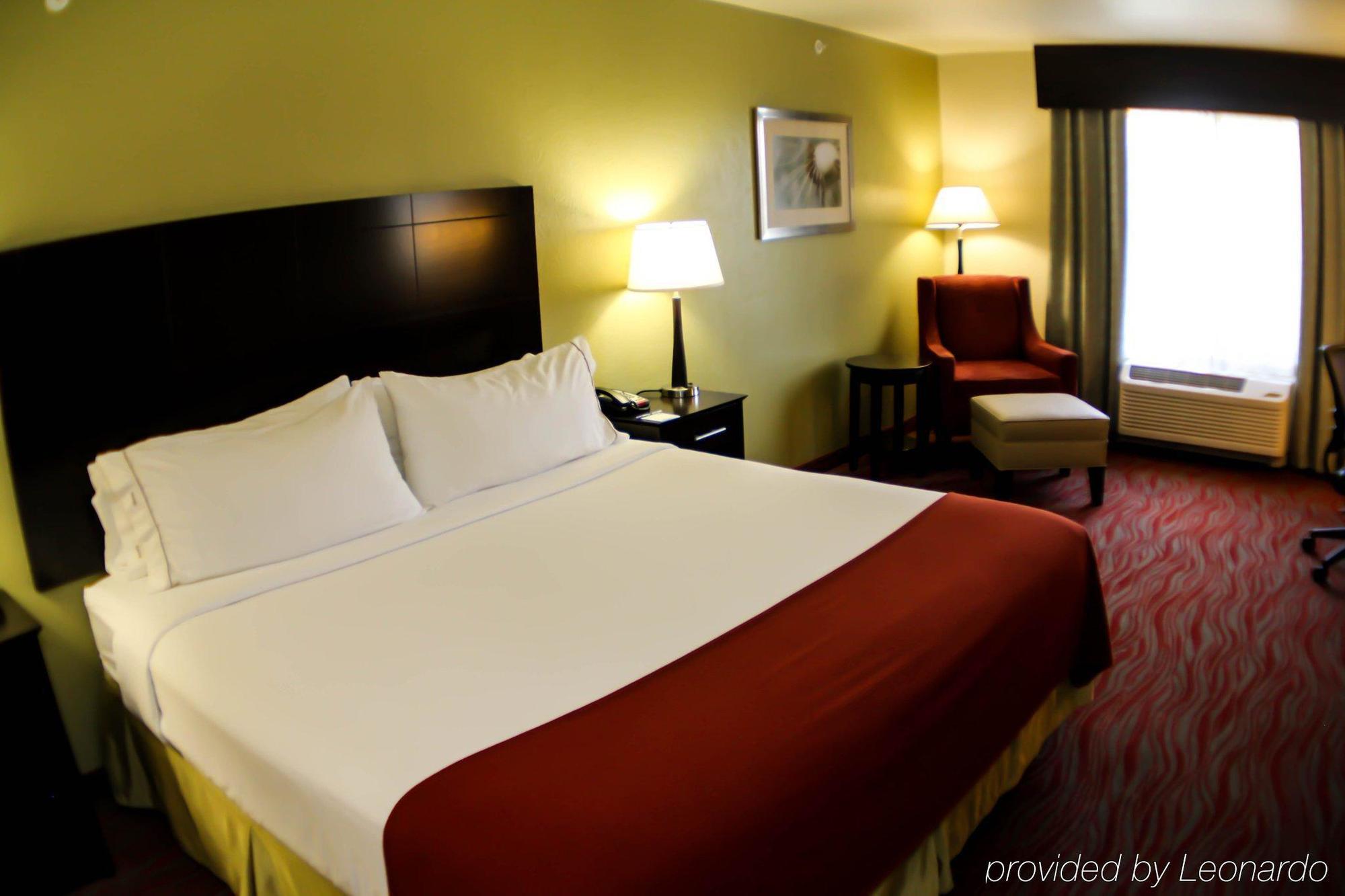 Holiday Inn Express & Suites Indianapolis North - Carmel By Ihg エクステリア 写真