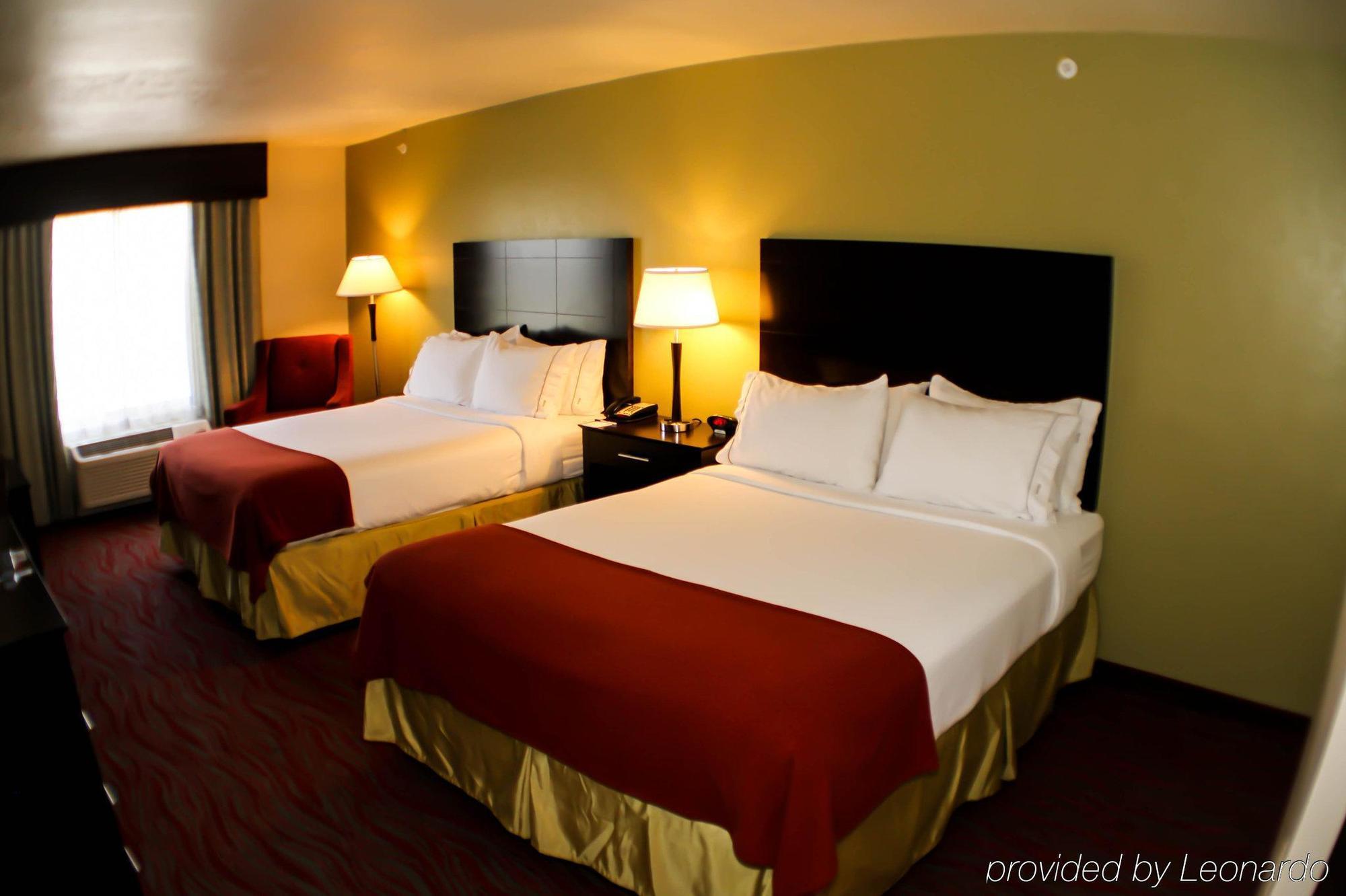 Holiday Inn Express & Suites Indianapolis North - Carmel By Ihg エクステリア 写真