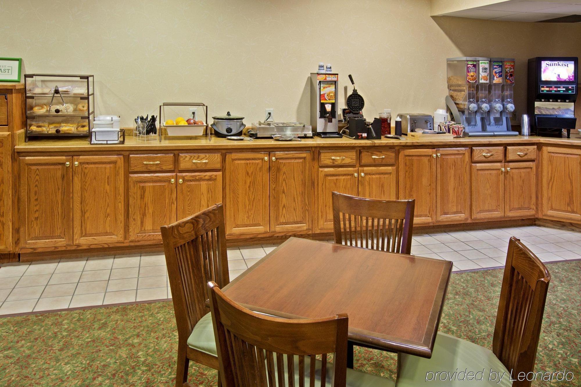Holiday Inn Express & Suites Indianapolis North - Carmel By Ihg エクステリア 写真