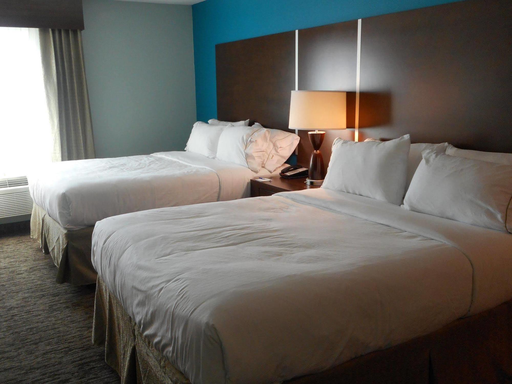 Holiday Inn Express & Suites Indianapolis North - Carmel By Ihg エクステリア 写真