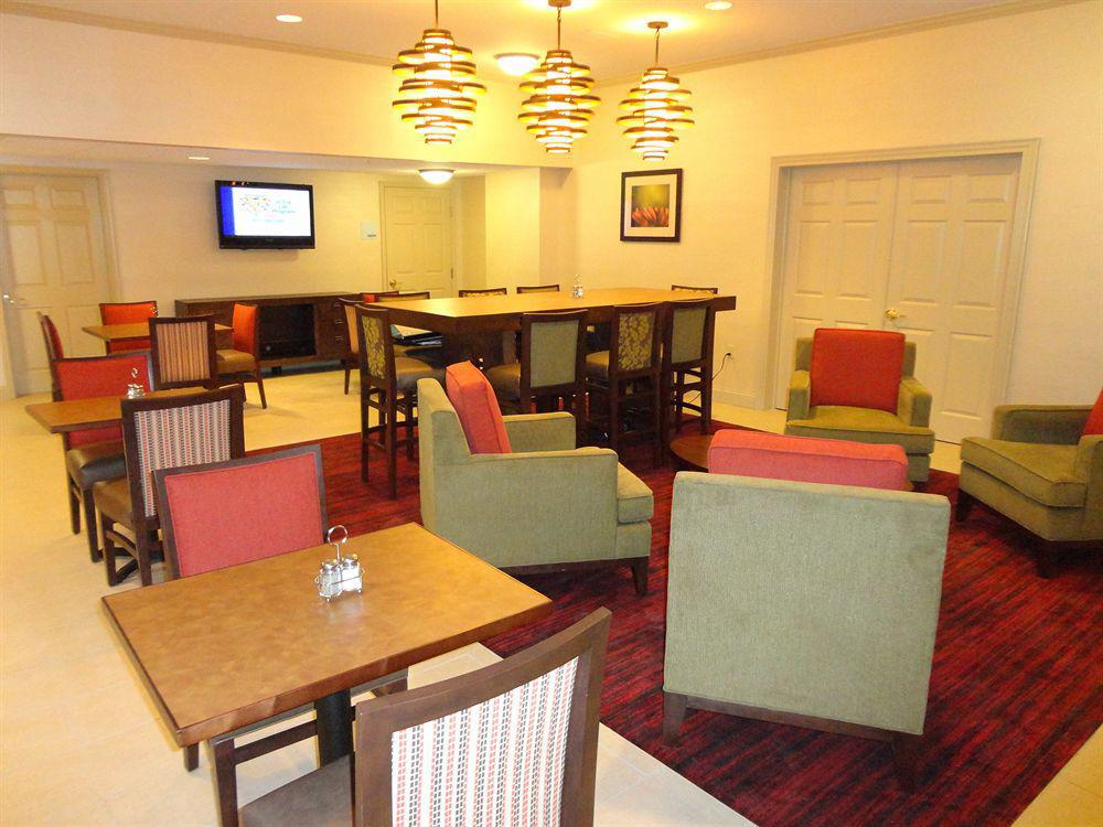 Holiday Inn Express & Suites Indianapolis North - Carmel By Ihg エクステリア 写真